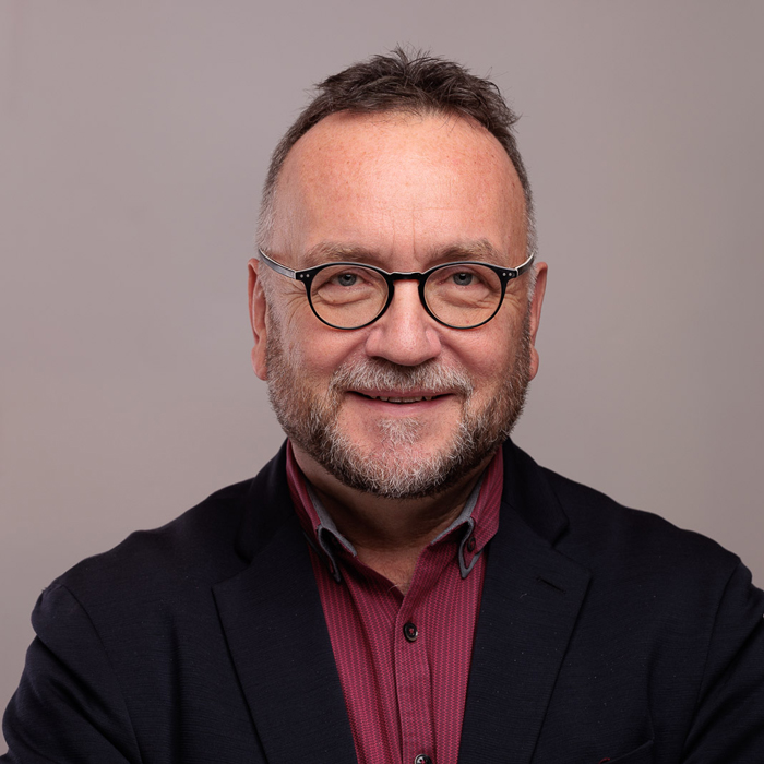 Dr. Jens Baumann